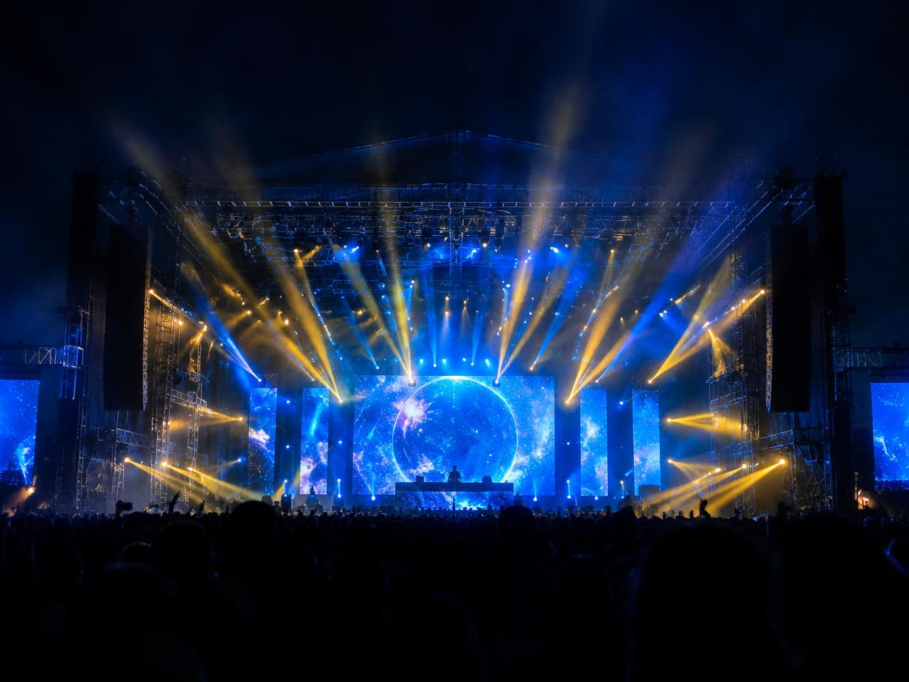 Concerts & Live Shows